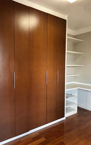 Apartamento para alugar com 225m², 3 quartos e 2 vagas Apartamento para alugar com 225m², 3 quartos e 2 vagasQuarto 1