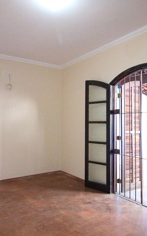 Casa para alugar com 125m², 3 quartos e 2 vagas Casa para alugar com 125m², 3 quartos e 2 vagasSuíte