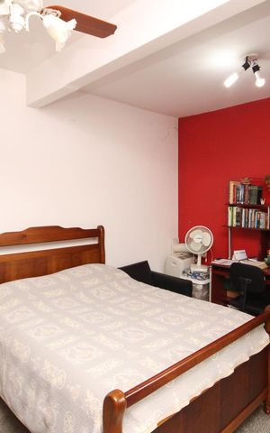 Casa à venda com 125m², 4 quartos e 2 vagas Casa à venda com 125m², 4 quartos e 2 vagasSuíte