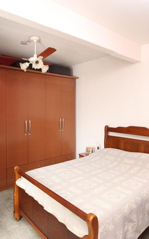 Casa à venda com 125m², 4 quartos e 2 vagas Casa à venda com 125m², 4 quartos e 2 vagasSuíte