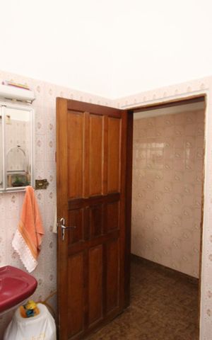 Casa à venda com 125m², 4 quartos e 2 vagas Casa à venda com 125m², 4 quartos e 2 vagasBanheiro 3