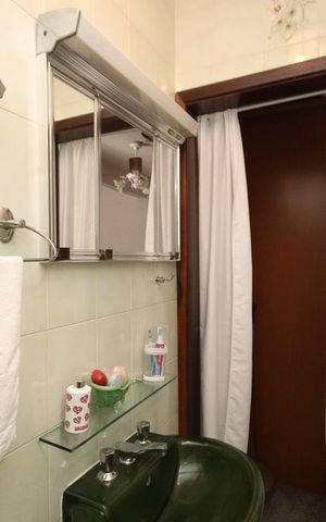 Casa à venda com 125m², 4 quartos e 2 vagas Casa à venda com 125m², 4 quartos e 2 vagasBanheiro da Suíte