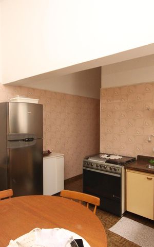 Casa à venda com 125m², 4 quartos e 2 vagas Casa à venda com 125m², 4 quartos e 2 vagasCozinha