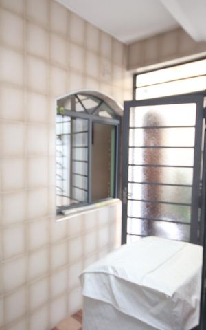 Casa à venda com 125m², 4 quartos e 2 vagas Casa à venda com 125m², 4 quartos e 2 vagasÁrea de Serviço