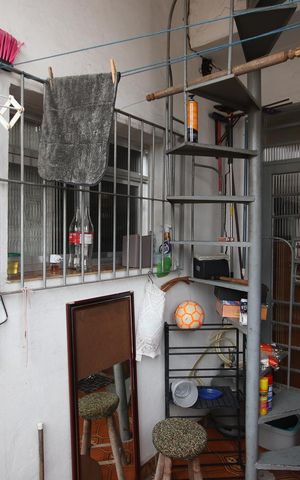 Casa à venda com 125m², 4 quartos e 2 vagas Casa à venda com 125m², 4 quartos e 2 vagasÁrea de Serviço