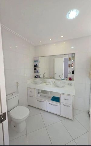 Casa de condomínio para alugar com 200m², 3 quartos e 2 vagas