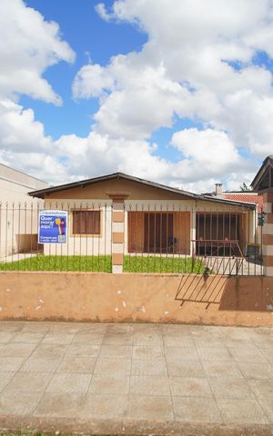 Casa à venda com 125m², 3 quartos e 2 vagasfachada
