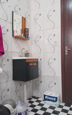 Casa à venda com 125m², 3 quartos e 2 vagasBanheiro