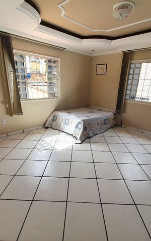 Casa à venda com 197m², 4 quartos e 2 vagas Casa à venda com 197m², 4 quartos e 2 vagasQuarto