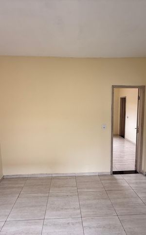 Casa para alugar com 44m², 1 quarto e sem vaga