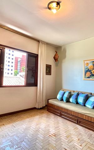 Casa à venda com 250m², 5 quartos e 5 vagas Casa à venda com 250m², 5 quartos e 5 vagasQuarto 3