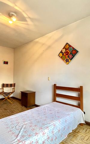 Casa à venda com 250m², 5 quartos e 5 vagas Casa à venda com 250m², 5 quartos e 5 vagasSuite 2