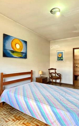 Casa à venda com 250m², 5 quartos e 5 vagas Casa à venda com 250m², 5 quartos e 5 vagasSuite 1