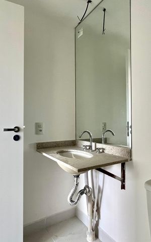 Apartamento para alugar com 28m², 1 quarto e sem vaga Apartamento para alugar com 28m², 1 quarto e sem vagaBanheiro da Suíte