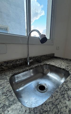 Apartamento à venda com 90m², 2 quartos e 1 vagaCozinha