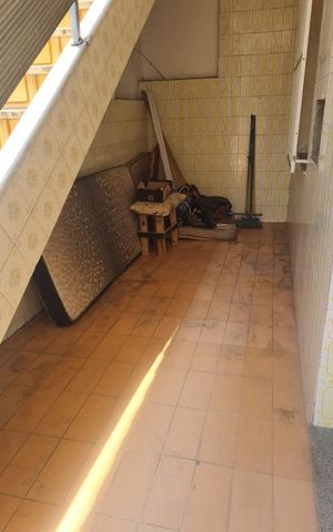Casa à venda com 65m², 3 quartos e sem vaga Casa à venda com 65m², 3 quartos e sem vagaÁrea de Serviço