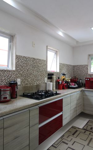Casa de condomínio à venda com 600m², 4 quartos e 3 vagasCozinha