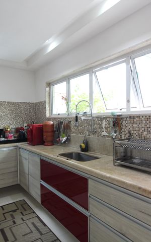 Casa de condomínio à venda com 600m², 4 quartos e 3 vagasCozinha