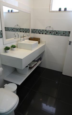 Casa de condomínio à venda com 600m², 4 quartos e 3 vagasQuarto 3 - Suíte