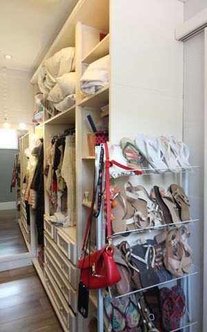 Casa de condomínio à venda com 600m², 4 quartos e 3 vagasQuarto 2 - Closet