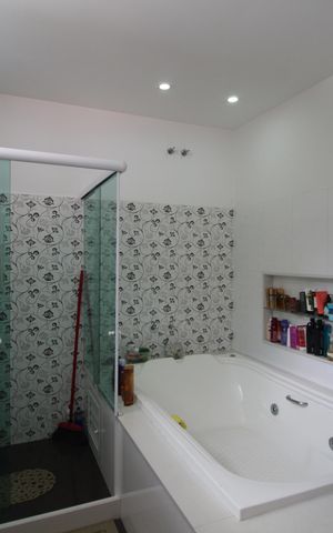 Casa de condomínio à venda com 600m², 4 quartos e 3 vagasQuarto 4 - Suíte