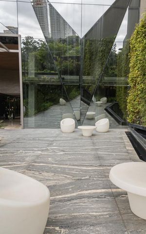 Apartamento à venda com 77m², 2 quartos e 1 vaga Apartamento à venda com 77m², 2 quartos e 1 vagaÁrea externa