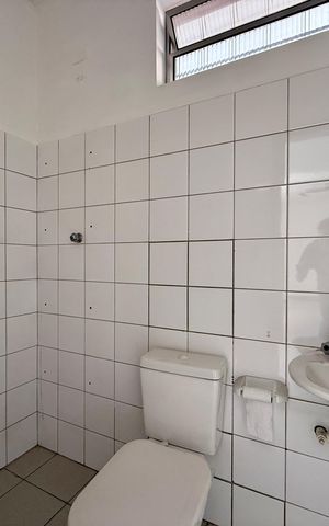 Casa à venda com 254m², 4 quartos e 3 vagasBanheiro Suíte 1