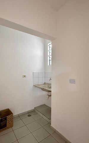 Casa à venda com 254m², 4 quartos e 3 vagasCozinha 