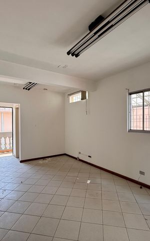 Casa à venda com 254m², 4 quartos e 3 vagasSuíte 4