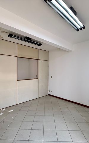 Casa à venda com 254m², 4 quartos e 3 vagasSuíte 3