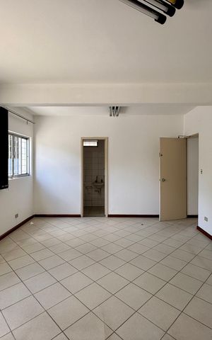 Casa à venda com 254m², 4 quartos e 3 vagasSuíte 1