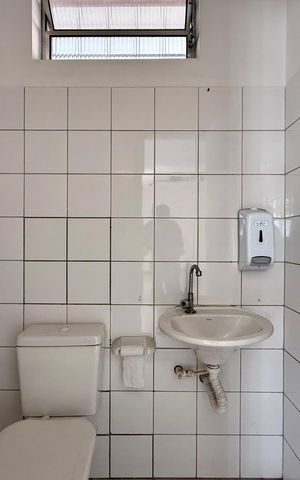 Casa à venda com 254m², 4 quartos e 3 vagasBanheiro Suíte 1