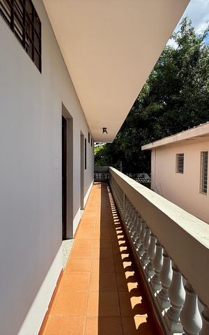 Casa à venda com 254m², 4 quartos e 3 vagasSacada Suíte 3 e 4