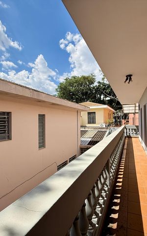 Casa à venda com 254m², 4 quartos e 3 vagasSacada Suíte 3 e 4