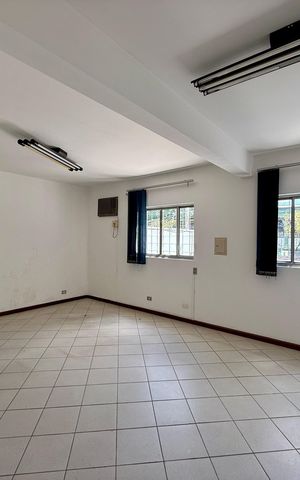 Casa à venda com 254m², 4 quartos e 3 vagasSuíte 1