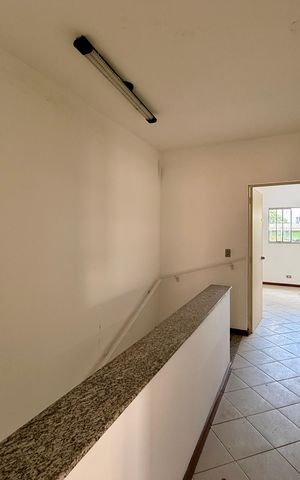 Casa à venda com 254m², 4 quartos e 3 vagasCorredor Quartos 