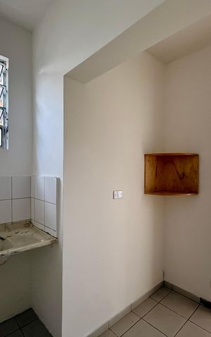 Casa à venda com 254m², 4 quartos e 3 vagasCozinha 