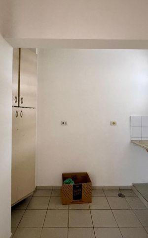 Casa à venda com 254m², 4 quartos e 3 vagasCozinha 