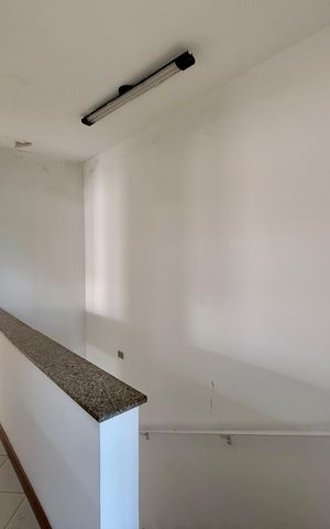 Casa à venda com 254m², 4 quartos e 3 vagasCorredor Quartos 