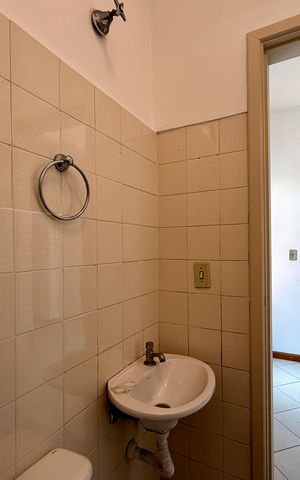 Casa à venda com 254m², 4 quartos e 3 vagasBanheiro Suíte 3