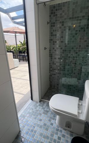 Apartamento à venda com 160m², 3 quartos e 2 vagas Apartamento à venda com 160m², 3 quartos e 2 vagasÁrea externa