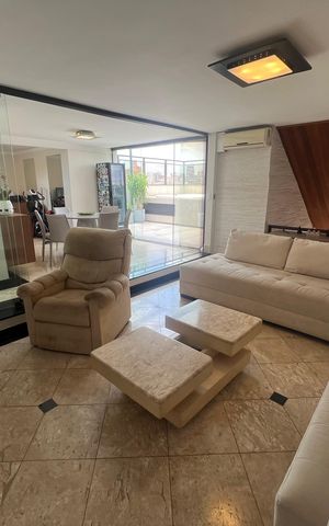 Apartamento à venda com 160m², 3 quartos e 2 vagas Apartamento à venda com 160m², 3 quartos e 2 vagasSala