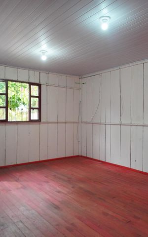 Casa à venda com 96m², 2 quartos e 1 vagaSala