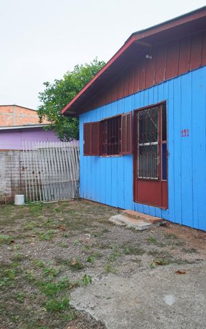 Casa à venda com 96m², 2 quartos e 1 vagaQuintal