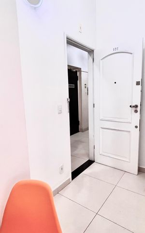 Apartamento à venda com 28m², 1 quarto e sem vaga Apartamento à venda com 28m², 1 quarto e sem vagaSala