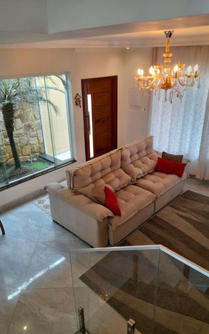 Casa à venda com 283m², 3 quartos e sem vaga