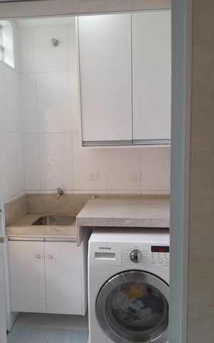 Casa à venda com 283m², 3 quartos e sem vaga Casa à venda com 283m², 3 quartos e sem vagaÁrea de serviço
