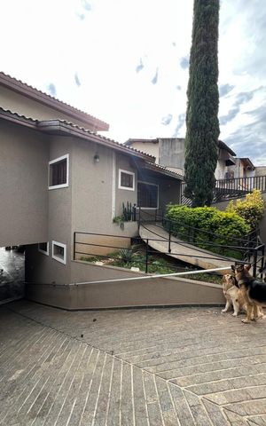 Casa à venda com 355m², 3 quartos e 10 vagas