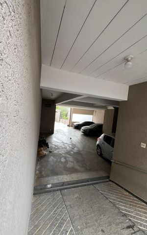 Casa à venda com 355m², 3 quartos e 10 vagas