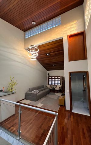 Casa à venda com 355m², 3 quartos e 10 vagas